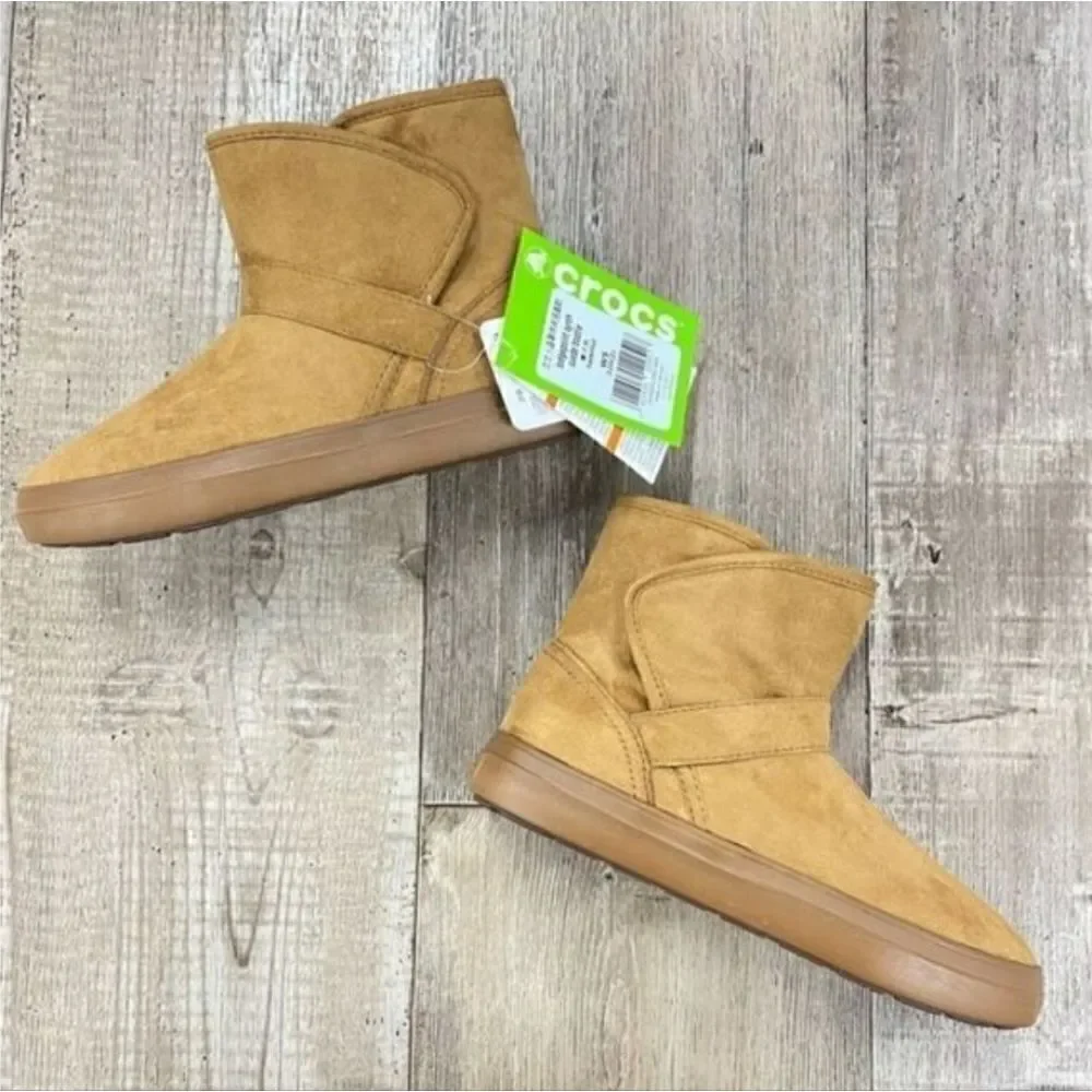 CROCS lodgepoint synth suede bootie size 5
